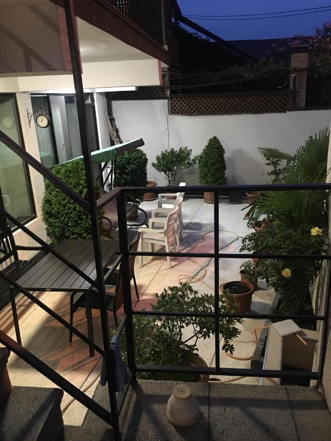 10 Shindisi Street,Tbilisi Apartment Bagian luar foto