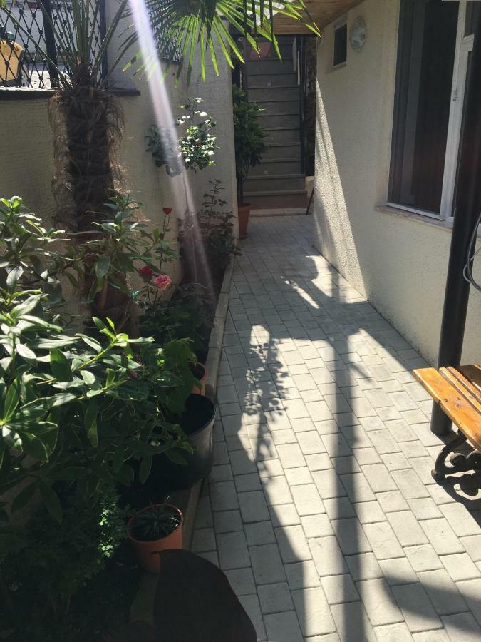 10 Shindisi Street,Tbilisi Apartment Bagian luar foto